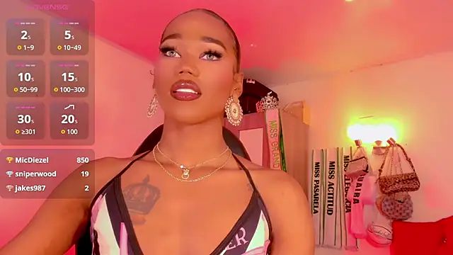 naomy  xx online show from March 16, 11:42 pm