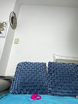 jamilaross online show from February 25, 4:57 am