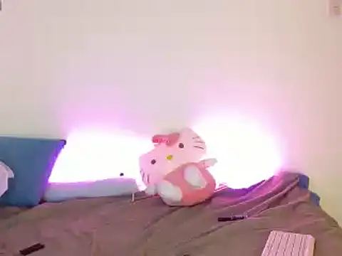 kittycatw online show from December 27, 11:50 am