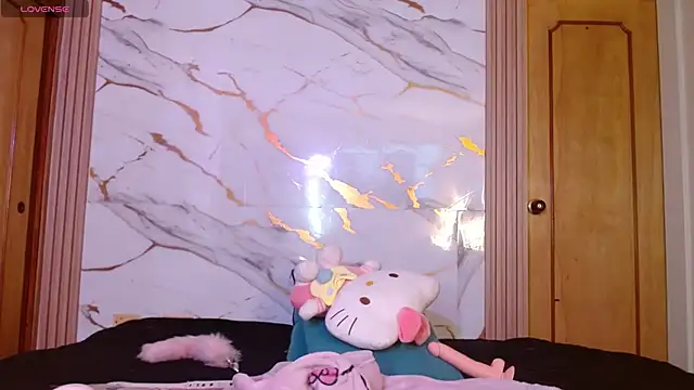 kittycatw online show from June 30, 7:31 am