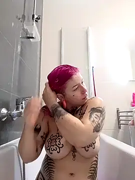 divine eve online show from October 6, 4:43 am