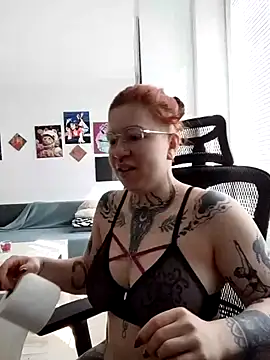 divine eve online show from March 14, 10:32 am