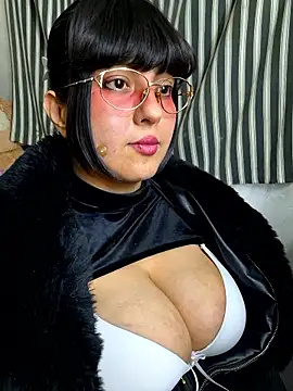 Snapshot of Derry_Cooper chatting on January 8, 2:36 am Derry Cooper online show from January 8, 2:36 am