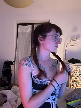  foxygirl  online show from March 3, 9:26 pm