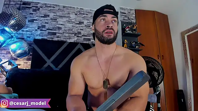 cesar jonnes online show from January 5, 12:20 am