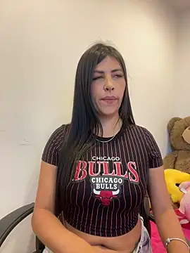 Snapshot of Alanna_atm_ chatting on May 28, 10:34 am Alanna atm online show from May 28, 10:34 am