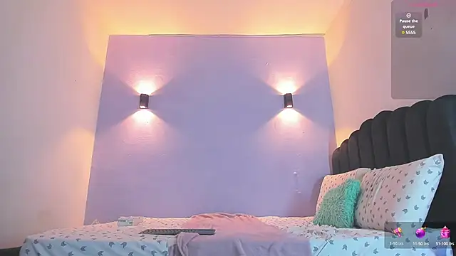 Sofia Clauss  online show from March 5, 10:11 am