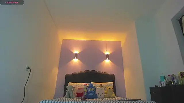 Snapshot of Sofia_Clauss_ chatting on March 11, 4:40 am Sofia Clauss online show from March 11, 4:40 am