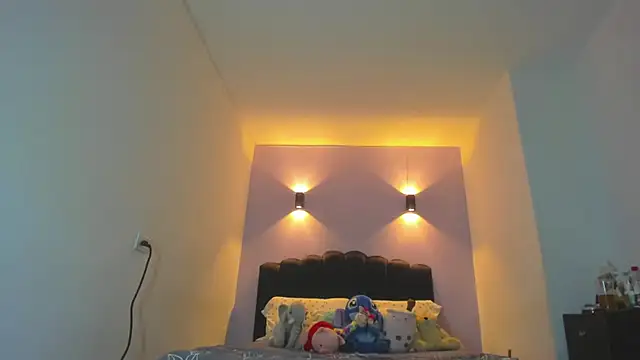 Snapshot of Sofia_Clauss_ chatting on March 25, 4:18 am Sofia Clauss online show from March 25, 4:18 am