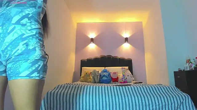 Snapshot of Sofia_Clauss_ chatting on April 1, 2:34 am Sofia Clauss online show from April 1, 2:34 am