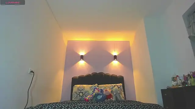 Snapshot of Sofia_Clauss_ chatting on April 16, 4:46 am Sofia Clauss online show from April 16, 4:46 am