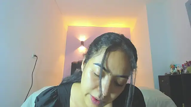 Snapshot of Sofia_Clauss_ chatting on April 30, 5:25 am Sofia Clauss online show from April 30, 5:25 am