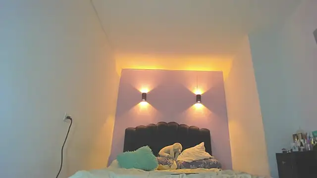 Snapshot of Sofia_Clauss_ chatting on May 3, 5:02 am Sofia Clauss online show from May 3, 5:02 am