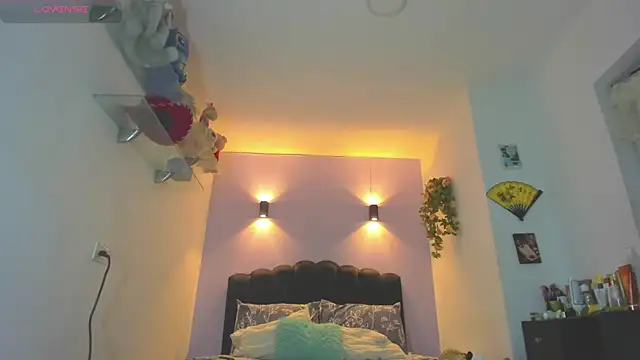 Snapshot of Sofia_Clauss_ chatting on June 23, 4:21 am Sofia Clauss online show from June 23, 4:21 am