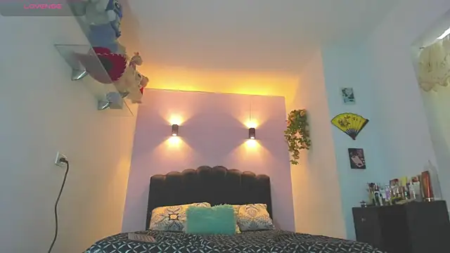 Snapshot of Sofia_Clauss_ chatting on June 30, 5:14 pm Sofia Clauss online show from June 30, 5:14 pm