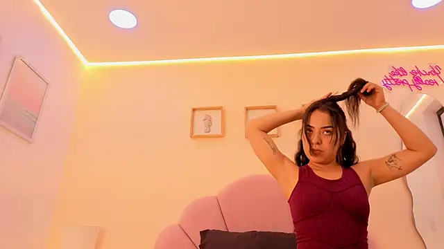 Snapshot of Sofia_Clauss_ chatting on July 8, 4:39 am Sofia Clauss online show from July 8, 4:39 am