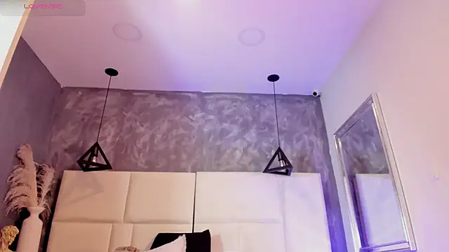 Snapshot of Sofia_Clauss_ chatting on August 1, 4:01 am Sofia Clauss online show from August 1, 4:01 am