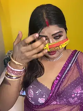 Snapshot of OrgsmMust chatting on March 9, 7:05 pm OrgsmMust online show from March 9, 7:05 pm