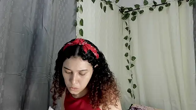 Snapshot of gabriela_duarte1 chatting on November 16, 6:41 am gabriela duarte1 online show from November 16, 6:41 am