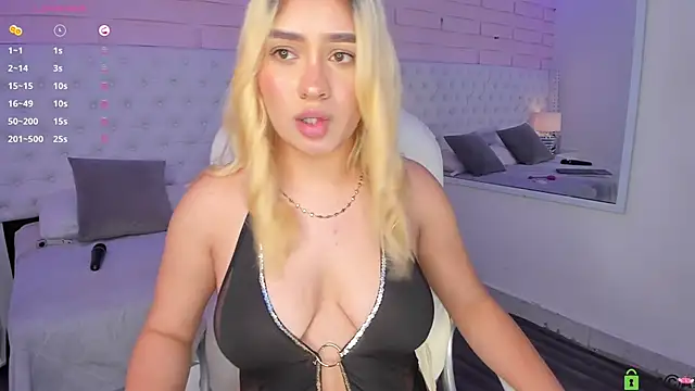 Snapshot of Yaaky_ chatting on December 24, 4:55 am Yaaky online show from December 24, 4:55 am