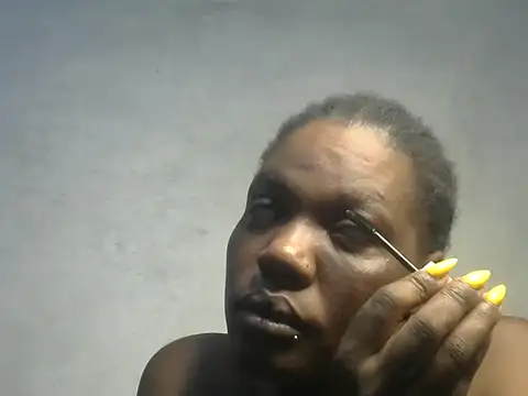 Snapshot of Bitty_baby chatting on April 9, 11:10 pm Bitty baby online show from April 9, 11:10 pm