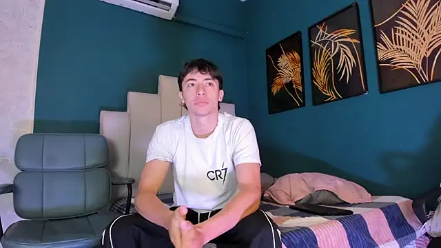 AlessandroDybala online show from December 22, 12:57 pm