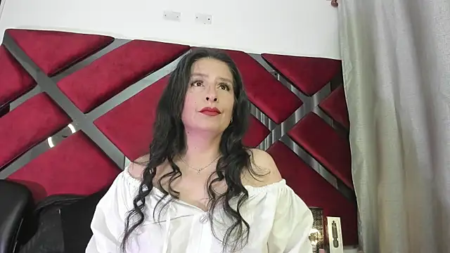 Kendra-Foxxy online show from April 18, 12:14 am
