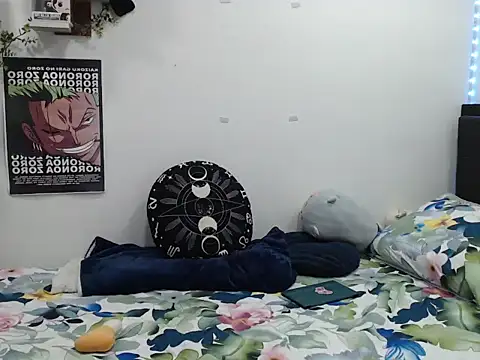 mollyshake1 online show from December 23, 11:49 pm