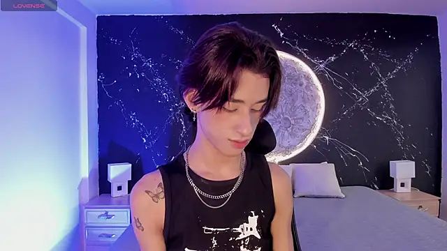 JasperCooper  online show from December 12, 1:49 pm