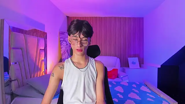 Snapshot of JasperCooper_ chatting on October 3, 12:57 pm JasperCooper  online show from October 3, 12:57 pm