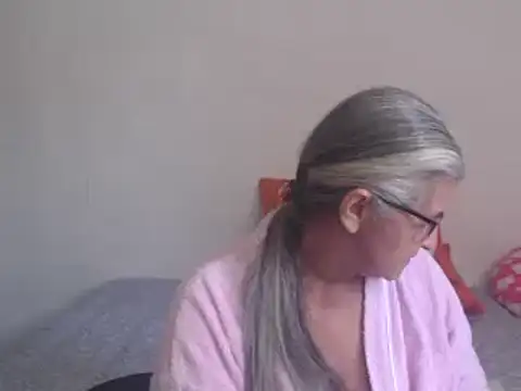 Snapshot of candy_mature_ chatting on January 14, 4:08 pm candy mature online show from January 14, 4:08 pm