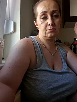 AvaLloyd online show from January 28, 12:43 pm