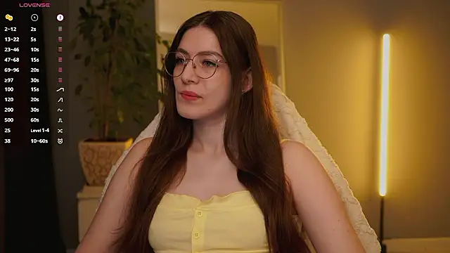 Ester Hill online show from February 12, 3:23 am