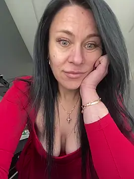 Snapshot of CuteNata chatting on May 4, 11:06 am CuteNata online show from May 4, 11:06 am