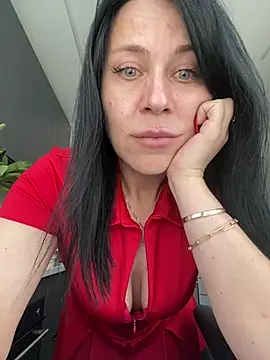 Snapshot of CuteNata chatting on May 17, 11:06 am CuteNata online show from May 17, 11:06 am