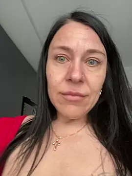 Snapshot of CuteNata chatting on June 2, 1:02 pm CuteNata online show from June 2, 1:02 pm
