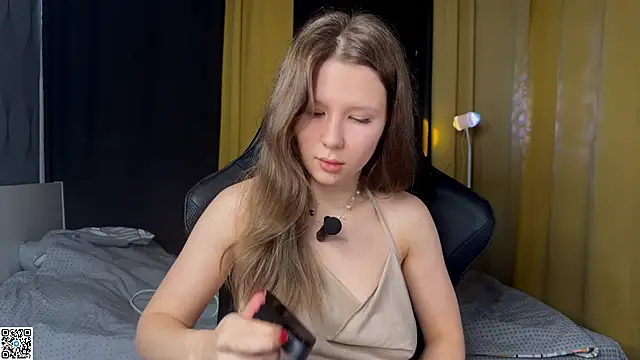 Snapshot of Ameliia_castro chatting on October 27, 9:02 am Ameliia castro online show from October 27, 9:02 am