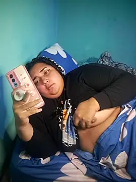 Snapshot of BURNINGROSEBBW22 chatting on March 31, 6:14 am BURNINGROSEBBW22 online show from March 31, 6:14 am