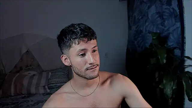 dimitri targaryen online show from November 4, 9:52 am