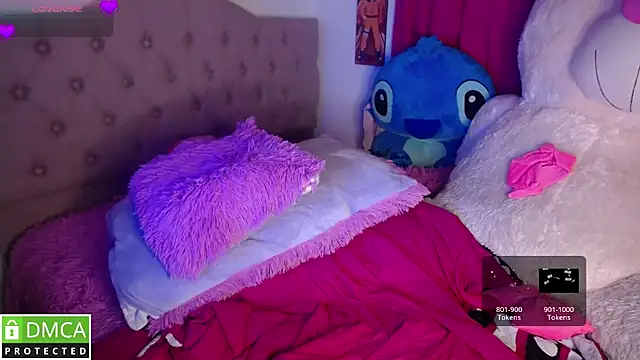 KittyHot20 online show from October 12, 1:59 am