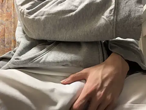 Snapshot of lkun9 chatting on December 4, 4:05 pm lkun9 online show from December 4, 4:05 pm