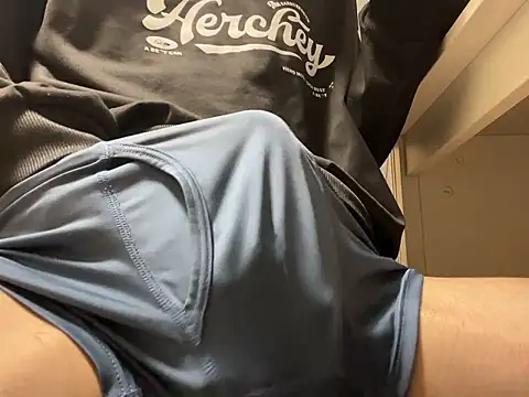 Snapshot of lkun9 chatting on October 4, 3:59 am lkun9 online show from October 4, 3:59 am