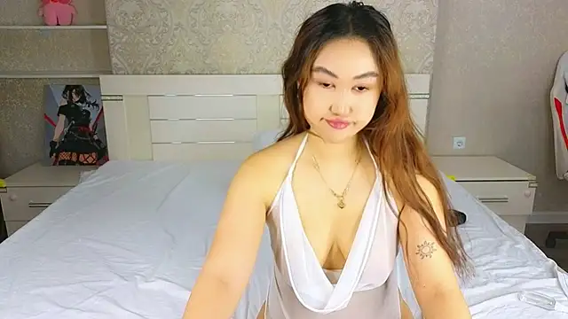 Diana Moon  online show from December 15, 2:05 am