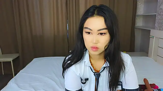 Diana Moon  online show from June 13, 1:47 am