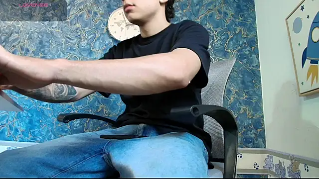 Rhaegal hot online show from November 9, 7:56 pm