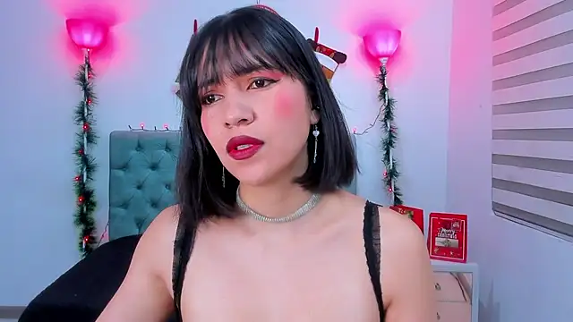 lina bedoya  online show from December 13, 11:34 am