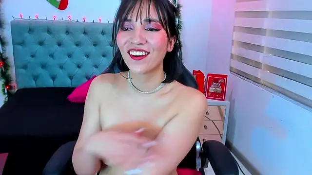 lina bedoya  online show from December 14, 5:58 pm