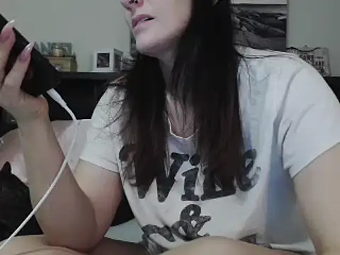 CrystalLakeXO online show from February 28, 6:10 am