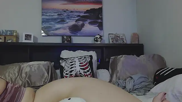 CrystalLakeXO online show from September 18, 4:36 am