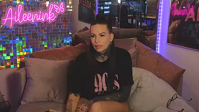 AileenInkOfficial online show from February 9, 3:53 am